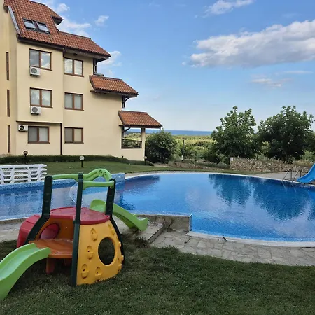 Seaside Dream Апартаменти *